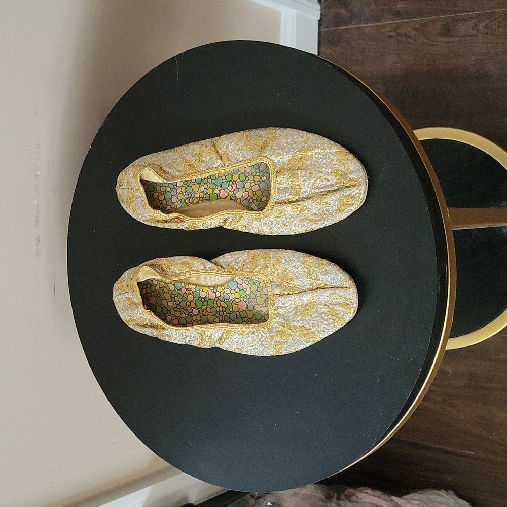 GOLD & SILVER VINTAGE BALLERINA SLIPPERS.WORN TO WEDDING